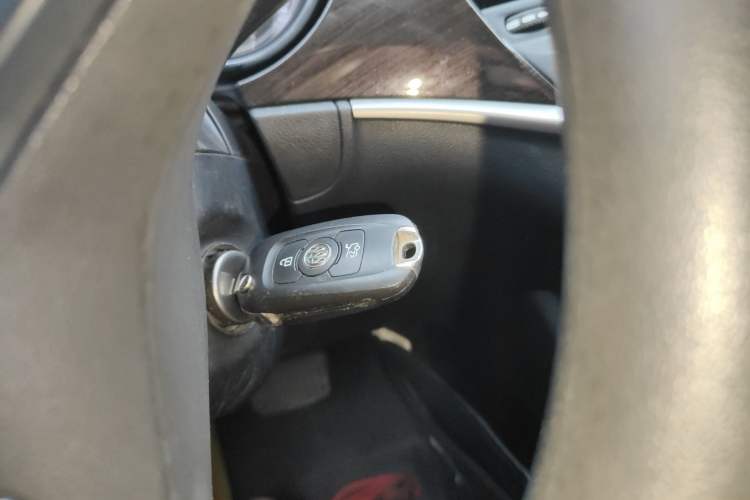 Used Buick Verano 2019 Sedan 20T Dual-Clutch Leading Model Vehicle Key