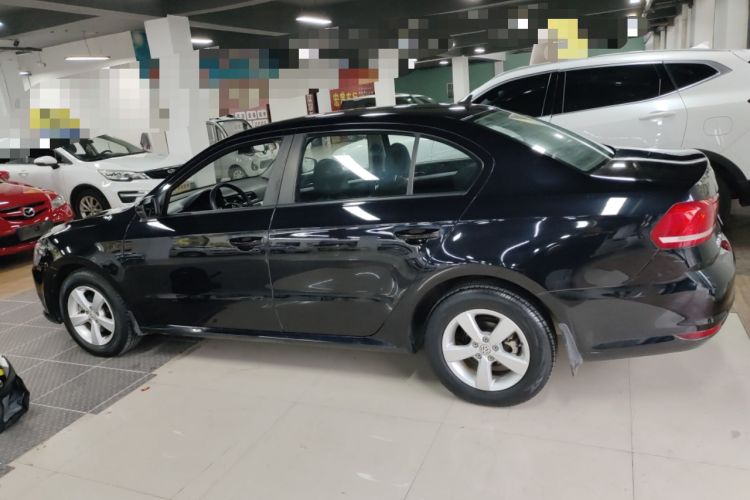 Used Volkswagen Lavida 2015 1.6L Manual Fashion Edition