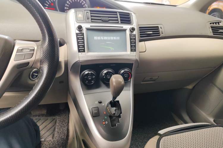 Used Toyota Verso 2012 180V CVT Supreme Edition
