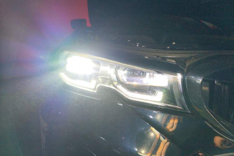 Used BMW 3 Series 2021 320Li M Sport Package Right Front Headlight