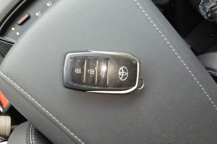 Used Toyota Venza 2022 2.0L CVT Two-Wheel Drive Prestige Edition
