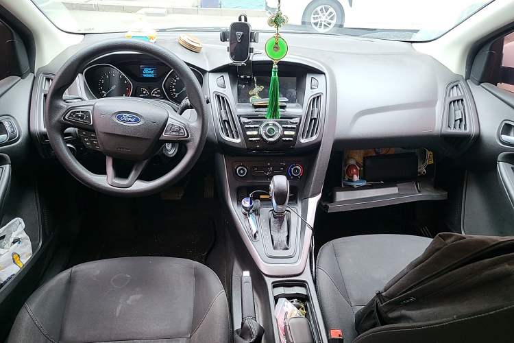 Used Ford Focus 2017 Hatchback 1.6L Automatic Comfort Plus SmartDrive Edition
