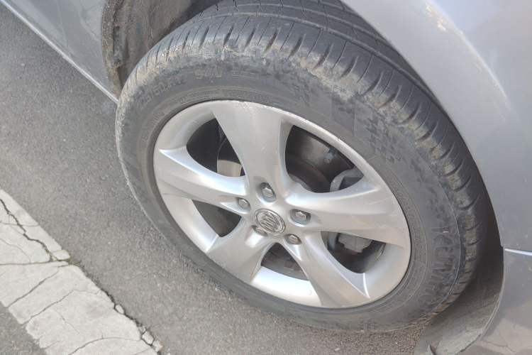 Used Buick GT 2010 XT 1.6T Fashion Sport Edition Right Front Wheel Hub