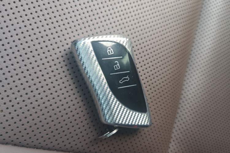 Used Lexus ES 2022 200 Excellence Edition Vehicle Key