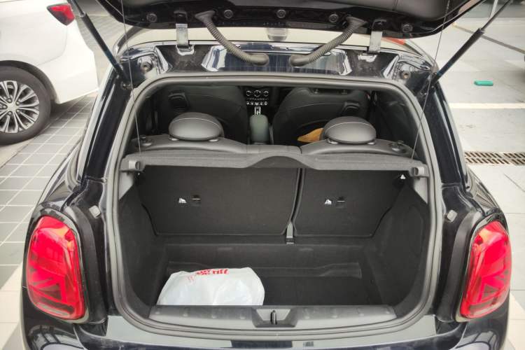 Used MINI 2023 1.5T COOPER Midnight Escape Special Edition
