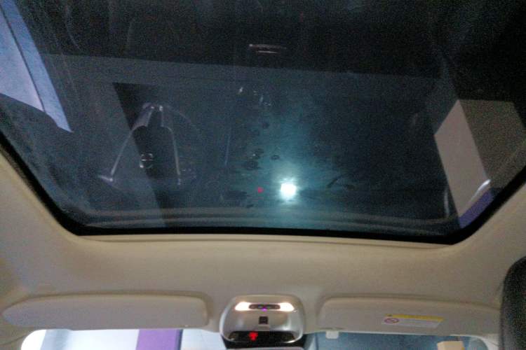 Used Volvo V40 2018 T3 Zhiyi Edition Headliner