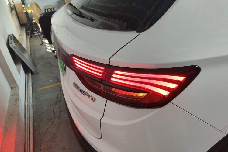 Used Geely Auto Coolray New Energy 2022 1.5T ePro 85KM Glory Edition