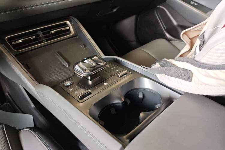 Used BYD Qin L 2024 DM-i 80KM Leading Model
