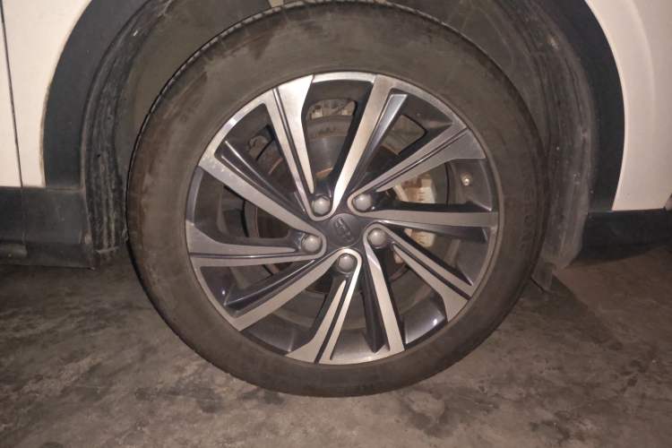 Used Geely Auto Coolray 2019 260T DCT Explorer China V Standard