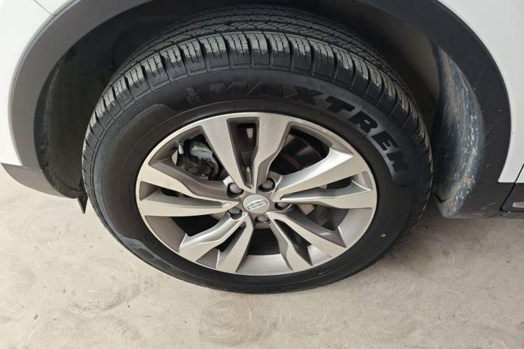 Used Geely Auto Emgrand X7 Sport 2016 1.8TD Automatic Smart Connectivity Version Left Front Wheel Hub