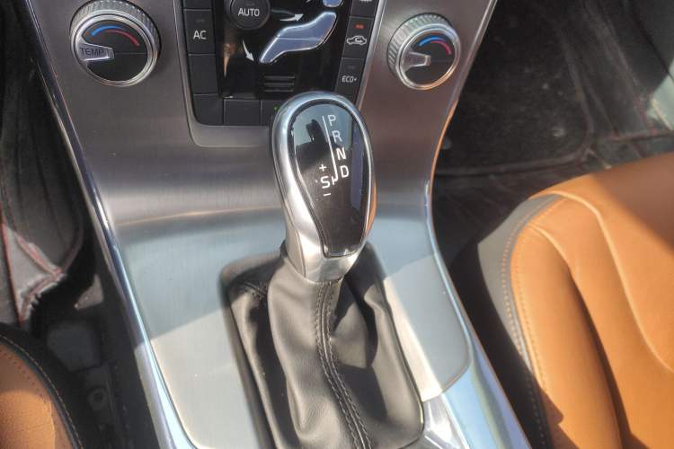 Used Volvo S60 2019 S60L Facelift T5 Intelligent Advanced Edition