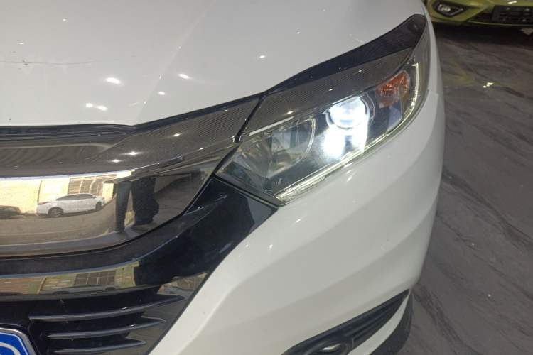 Used Honda Vezel 2020 1.5L CVT Pioneer Edition
