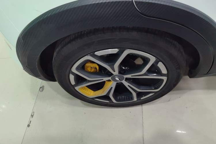 Used ORA Good Cat GT 2023 Mulan Edition 401km Prestige Version Right Rear Wheel Hub