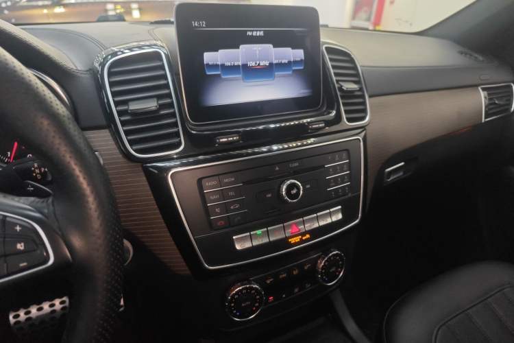 Used Mercedes-Benz GLE 2018 GLE 320 4MATIC Dynamic Edition Collector's Edition
