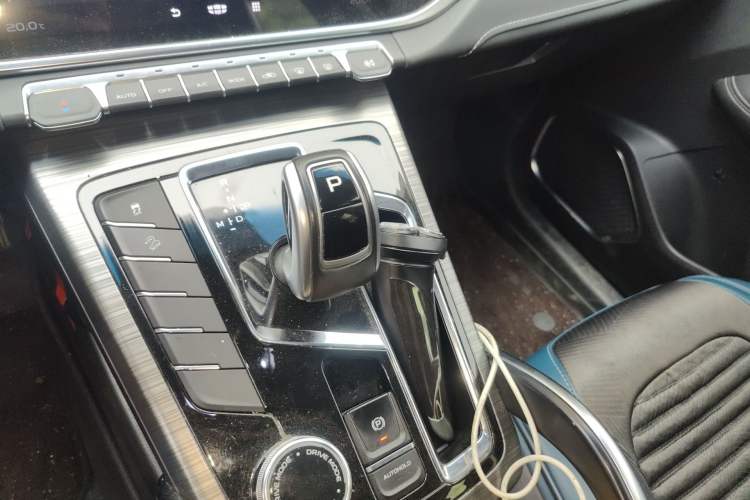 Used Geely Auto Emgrand X7 Sport 2020 1.8TD DCT Smart Connect PRO Gear Lever
