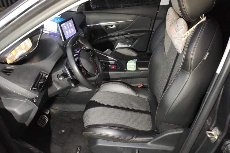 Used Peugeot 4008 2018 350THP Elite Edition Left Front Seat