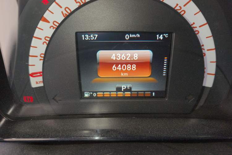 Used smart fortwo 2016 0.9T 66kW Hardtop Pioneer Edition