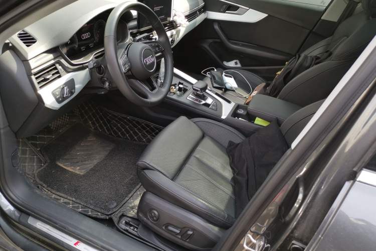 Used Audi A4L 2022 40 TFSI Fashion Dynamic Model
