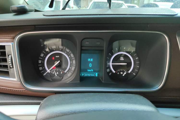 Used Buick GL8 2017 25S Comfort Version China V Standard
