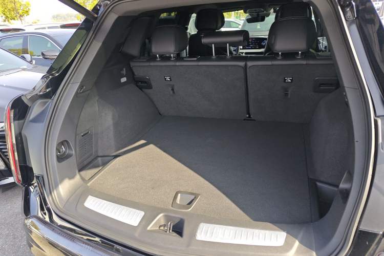 Used Cadillac XT5 2025 2.0T Prestige Version