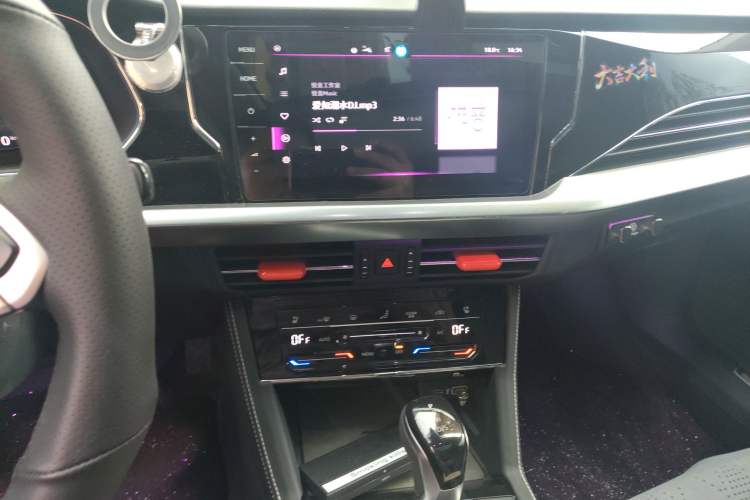 Used Volkswagen Passat 2025 Outstanding Model 380TSI Dragon Glory Edition