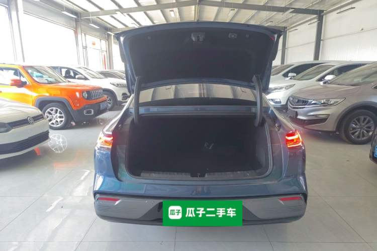 Used Geely Galaxy 8 2025 130km EM-P Starship Edition