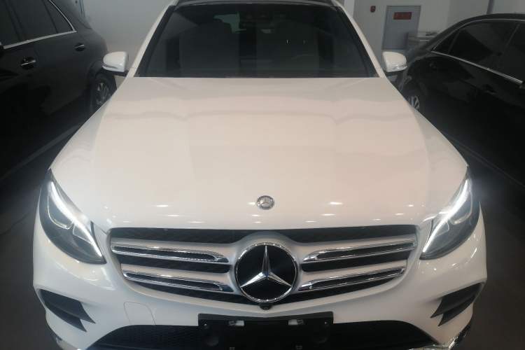 Used Mercedes-Benz GLC 2017 GLC 260 4MATIC Luxury Model
