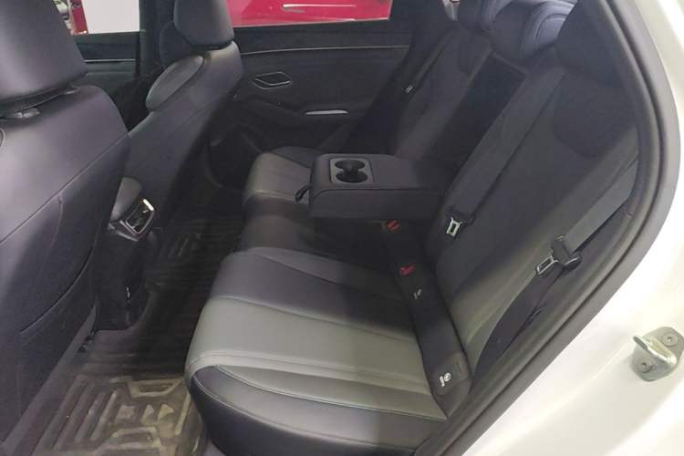 Used BYD Qin L 2024 DM-i 120KM Beyond Model Left Rear Seat