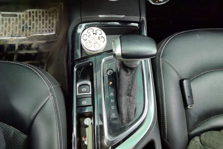 Used GAC Trumpchi GA6 2015 1.8T DCT Elite Model
