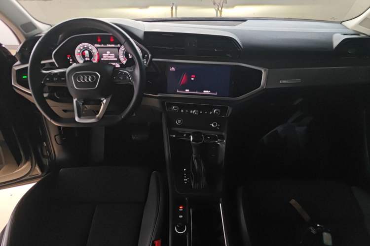 Used Audi Q3 2023 35 TFSI Fashion Dynamic Model (1.4T)