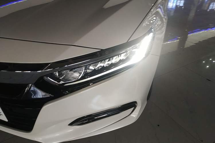 Used Honda Accord 2018 260TURBO Elite Edition China VI Left Front Headlight