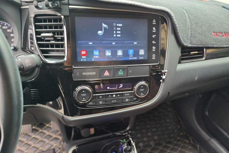 Used Mitsubishi Outlander 2019 2.0L Two-Wheel Drive Comfort Edition 5 Seats China VI Standard