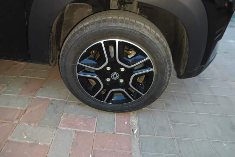 Used Dongfeng NAMMI EX1 2023 PRO Light Wind Edition Lightning Model Right Front Wheel Hub