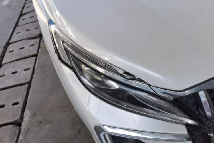 Used Buick GL8 2017 ES 28T Comfort Model China V Standard
