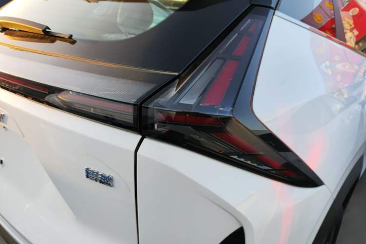 Used Geely Auto Emgrand X7 Sport 2026 Model 1.5TD Aspirational