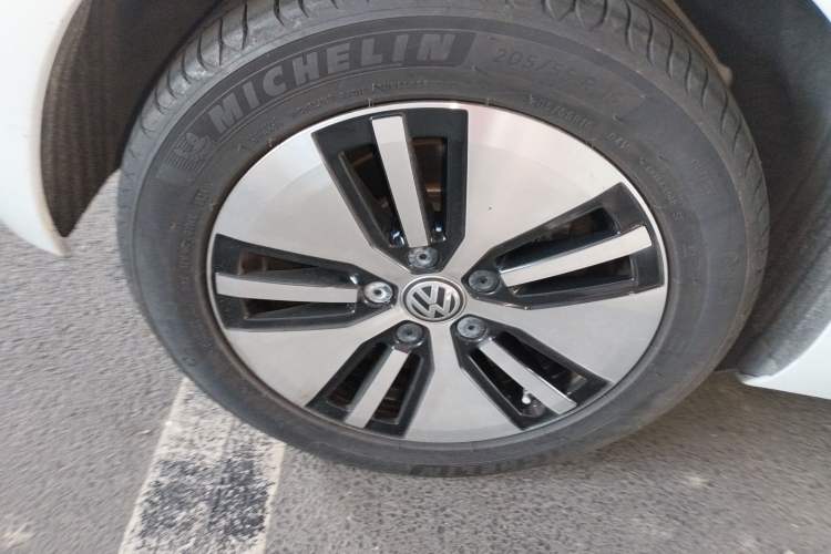 Used Volkswagen Golf Pure Electric 2020 Chari