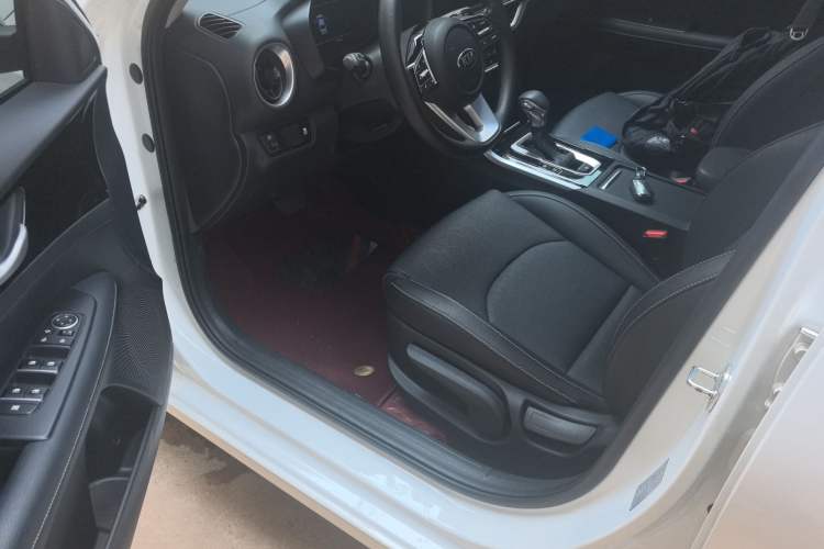 Used Kia K3 2021 1.5L CVT Fashion Edition Driver Seat