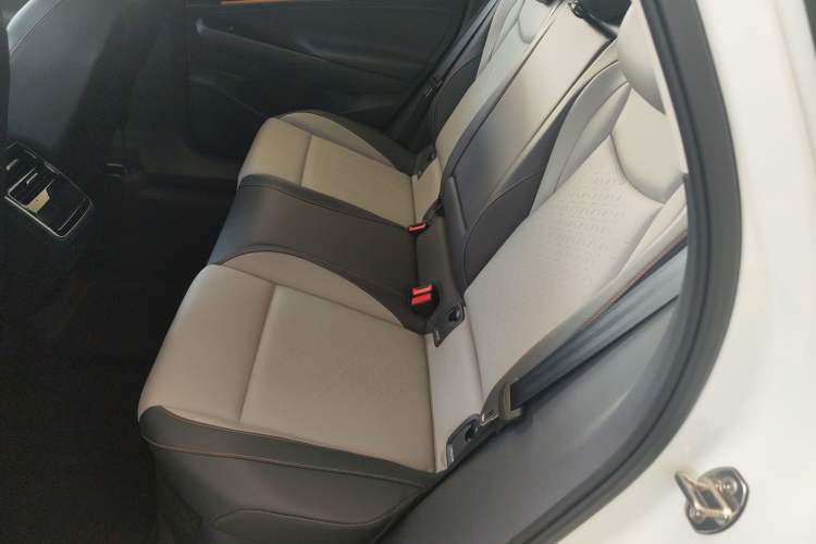 Used Volkswagen ID.7 VIZZION 2024 AIR model