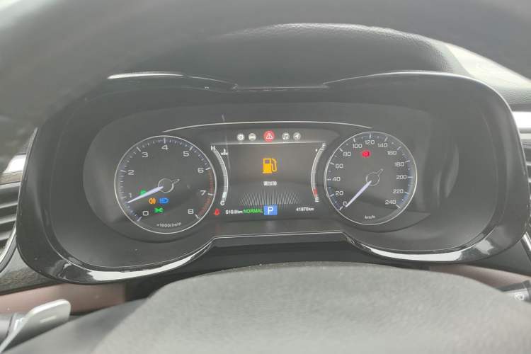 Used GAC Trumpchi GS8 2017 320T Two-Wheel Drive Luxury Smart Connectivity Version (7 Seats) Instrument Cluster
