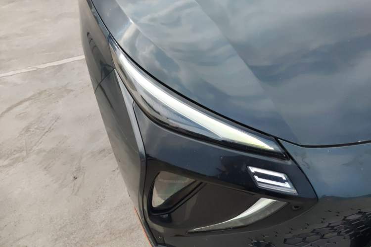 Used FORTHING Friday 2023 430 Elite Right Front Headlight