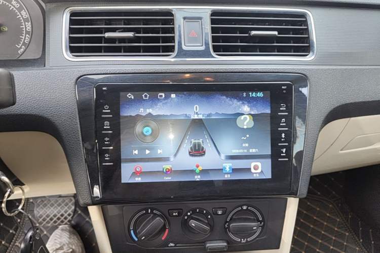 Used Skoda Rapid 2013 1.6L Automatic Smart Selection Model

