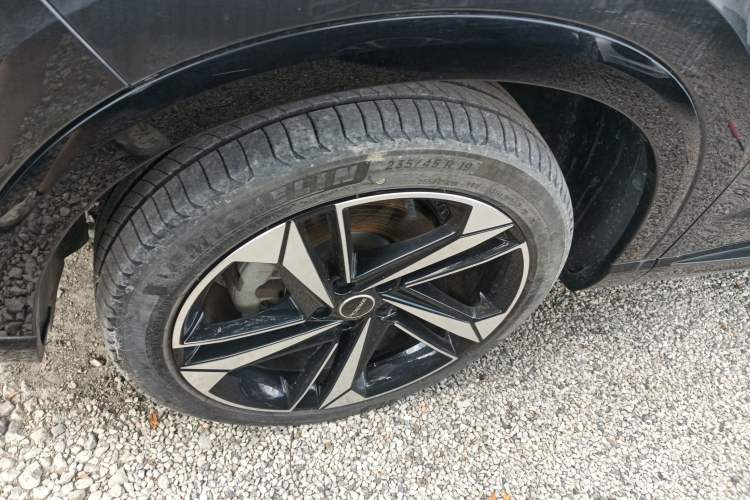 Used Roewe RX5 MAX 2022 2.0T Automatic Zhiwei Zunrong Edition