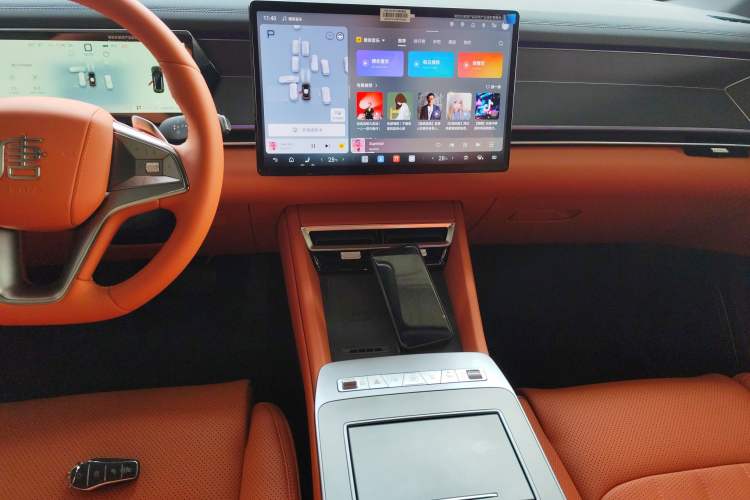 Used BYD Tang L 2025 DM 175KM Drone Player Edition