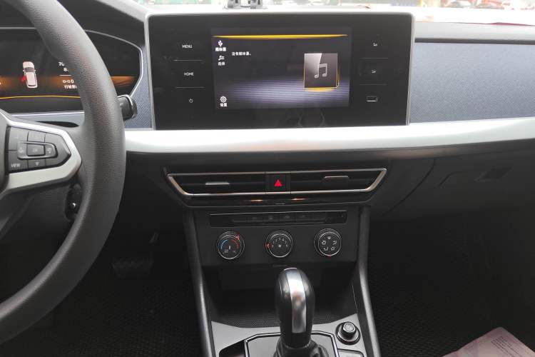 Used Volkswagen Lavida 2023 Revised 1.5L Automatic DeYi Edition Audio And AC Panel