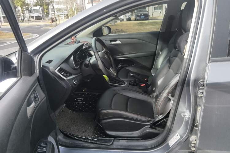 Used Chevrolet Monza 2020 Light Hybrid Redline 320T Dual-Clutch Joyful Edition