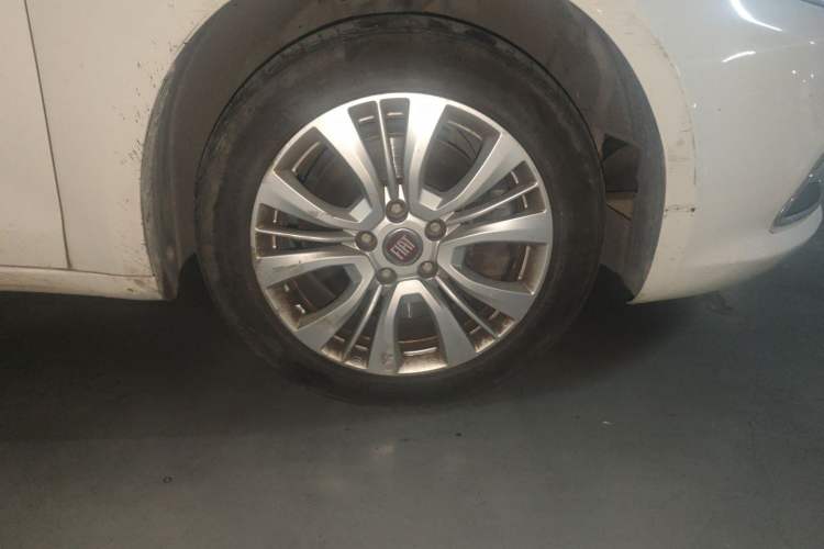 Used Fiat Viaggio 2015 1.4T Manual Jingxiang Edition
