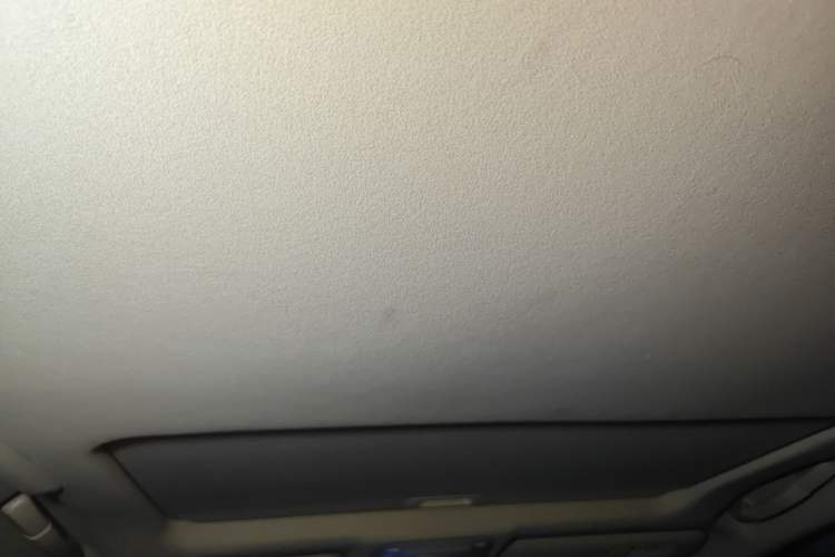 Used Toyota Crown 2011 2.5L Royal Special Edition with Leather and Sunroof Headliner