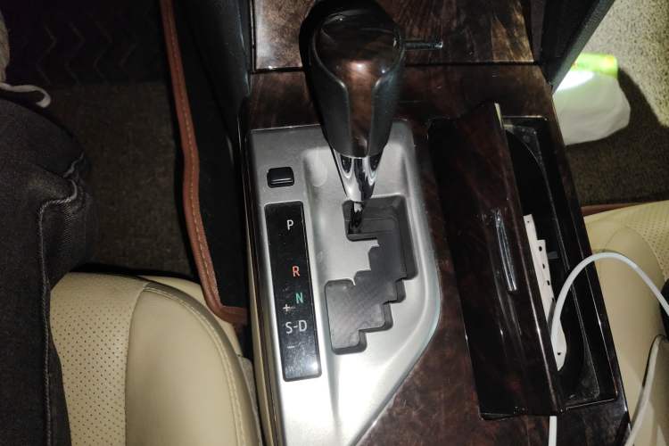 Used Toyota Camry 2015 2.0G Premier Edition