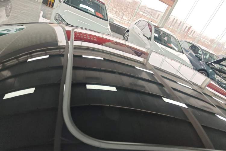 Used Volkswagen Magotan 2023 2 Million Units Limited Edition 330TSI DSG Leading Version
