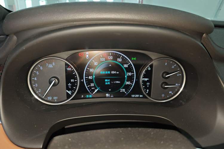 Used Buick LaCrosse 2018 28T Luxury Model
